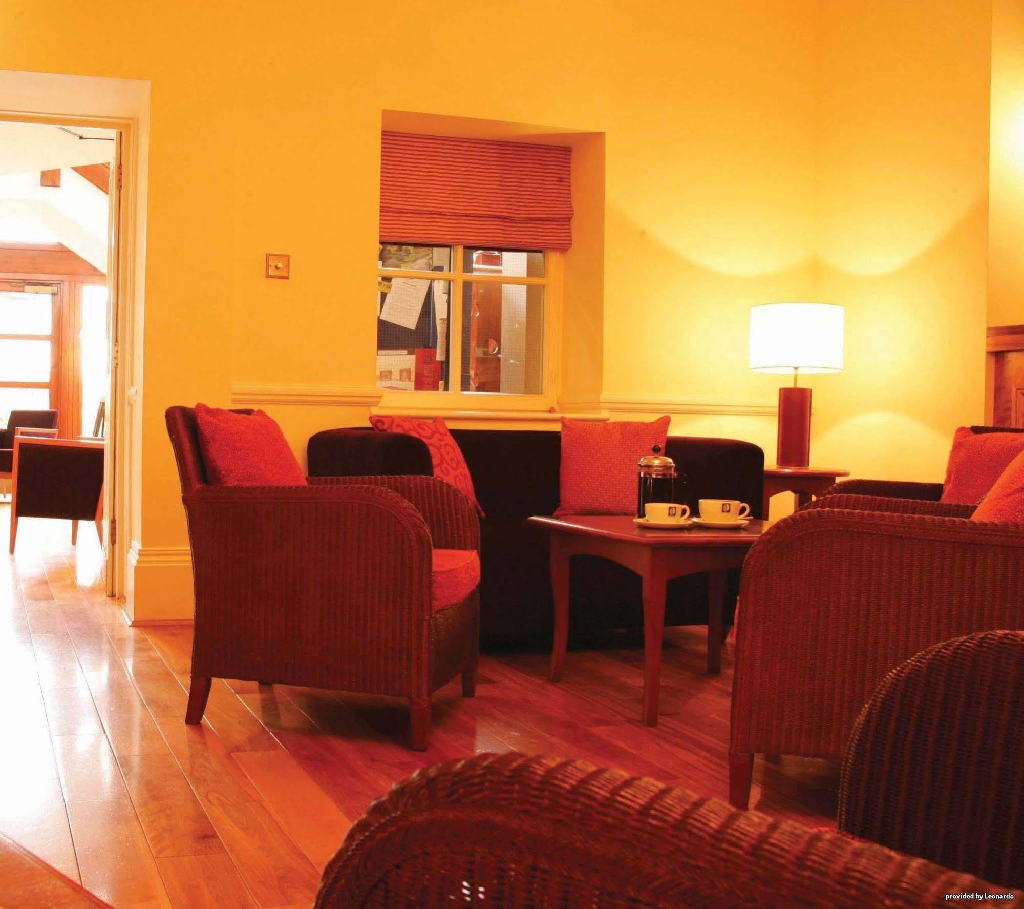 Best Western Gables Hotel Falfield Nội địa bức ảnh